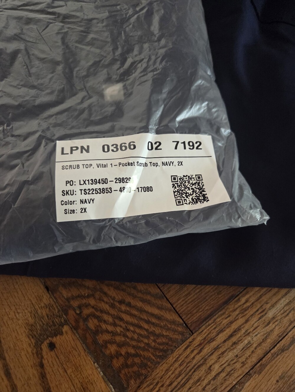 Fabletics Navy Blue Performance Top with White Logo - 2X- T - NIP - Picture 5 of 6